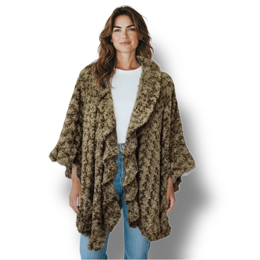 Gena Accessories Faux Fur Poncho Cape Wrap Ruana Coatigan Brown Tan Mob Wife OS